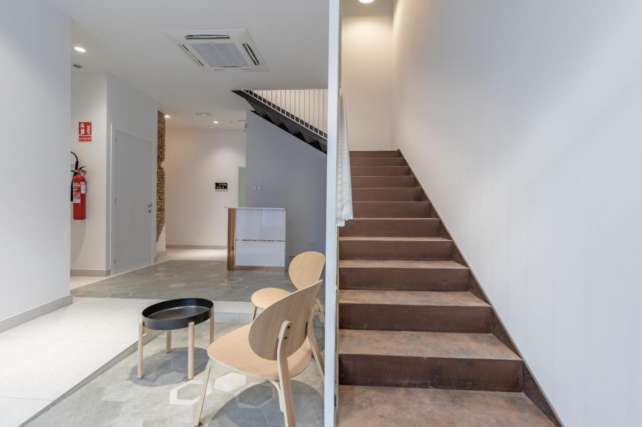 Room Close To City Centre บาเลนเซีย ภายนอก รูปภาพ
